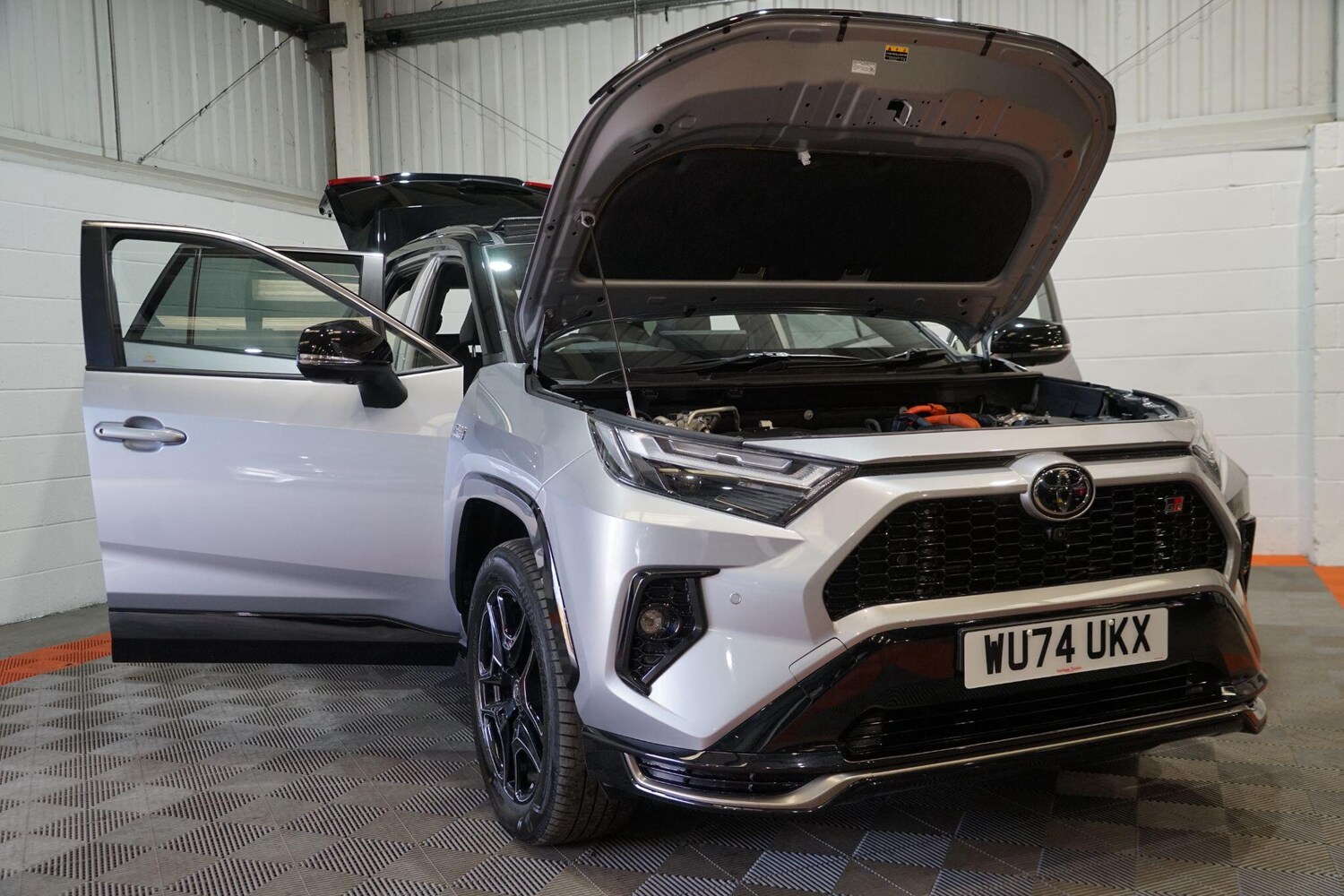 Used Toyota RAV4 2024 for sale - 78048192: Photo 83