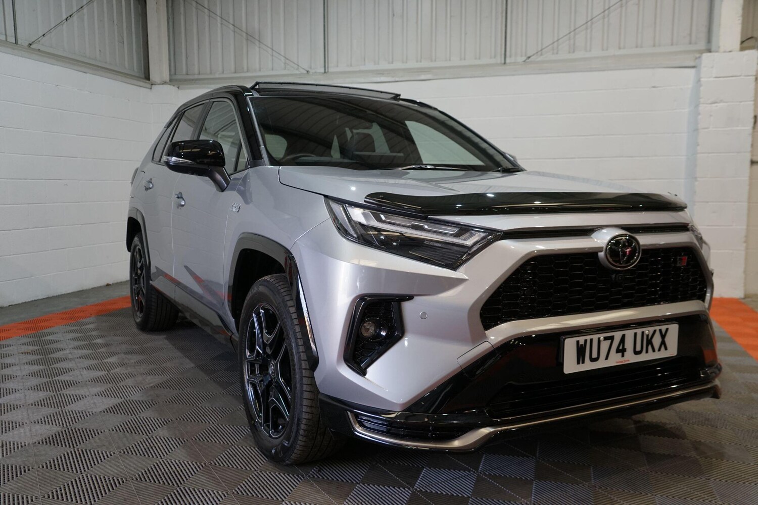 Used Toyota RAV4 2024 for sale - 78048192: Photo 9