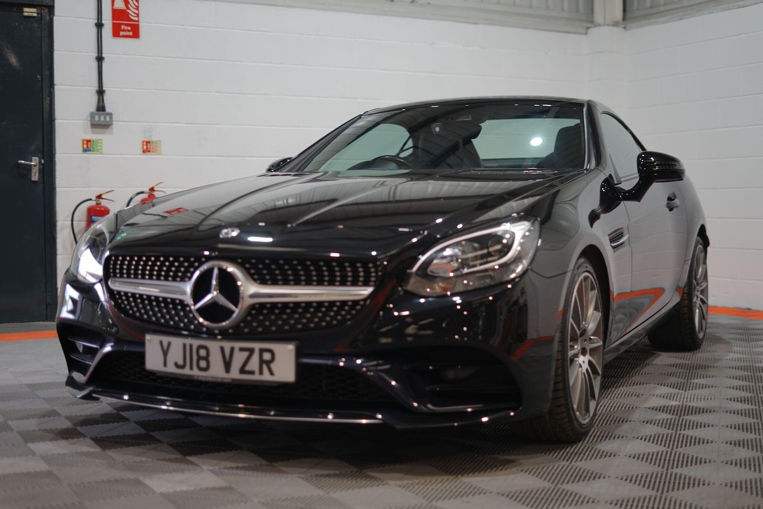 Used Mercedes-Benz SLC 2018 for sale - 76803558: Photo 10