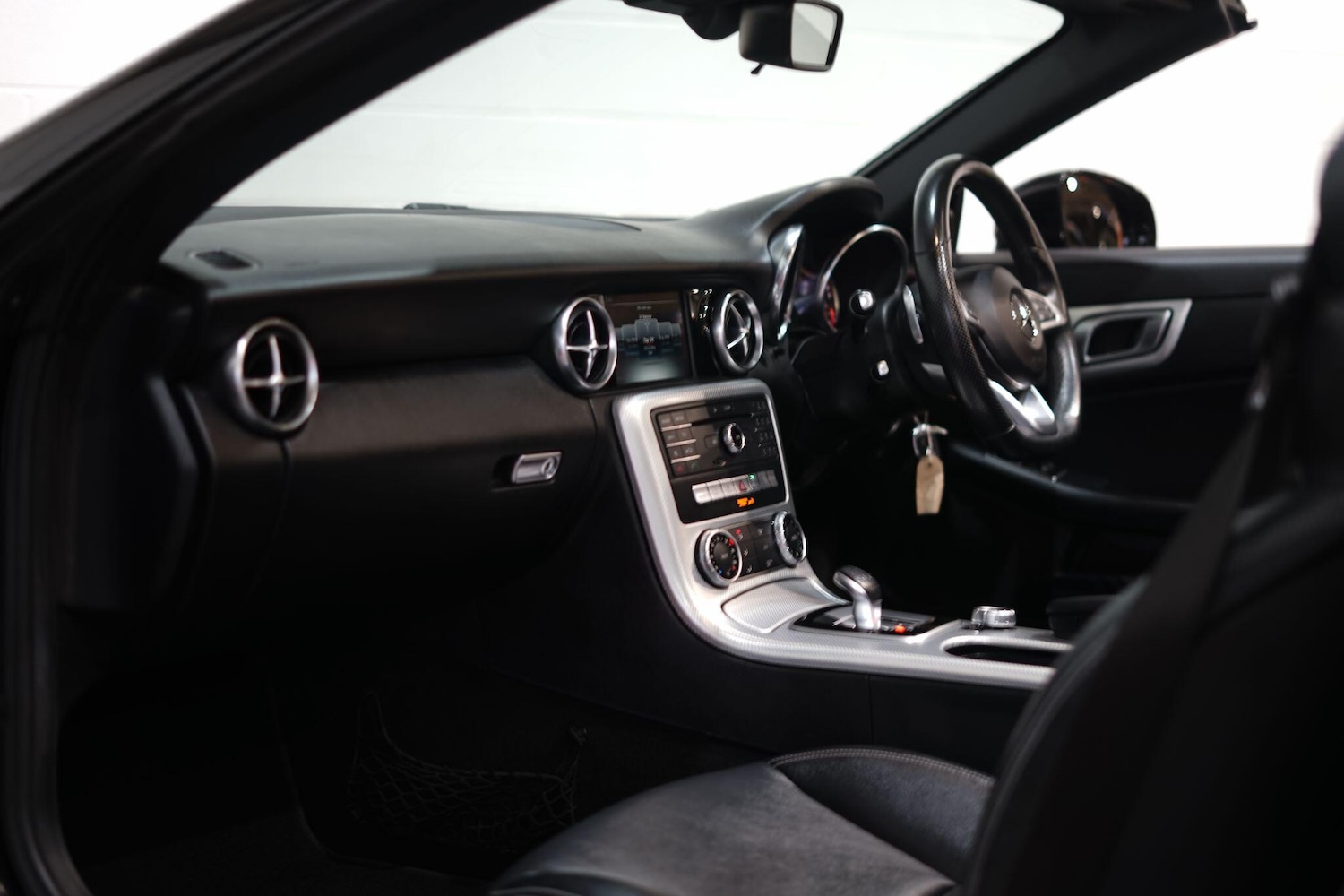 Used Mercedes-Benz SLC 2018 for sale - 76803558: Photo 24