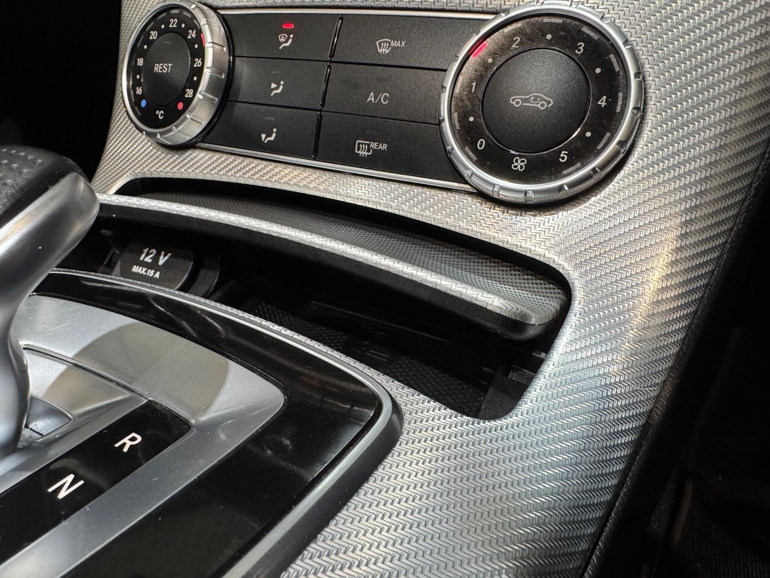 Used Mercedes-Benz SLC 2018 for sale - 76803558: Photo 26