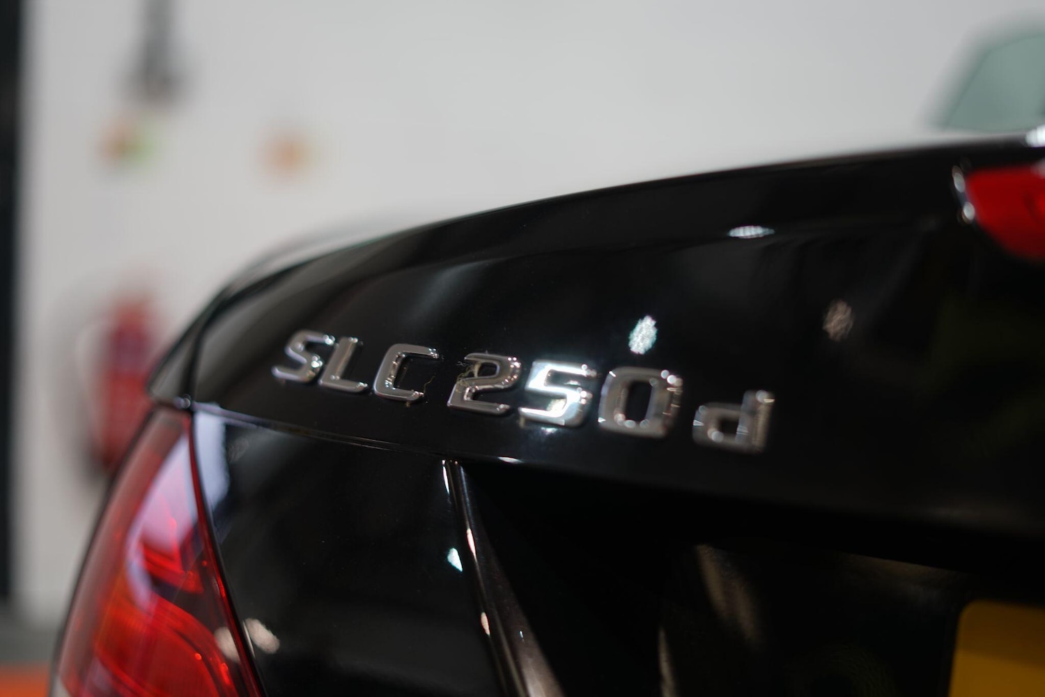 Used Mercedes-Benz SLC 2018 for sale - 76803558: Photo 64