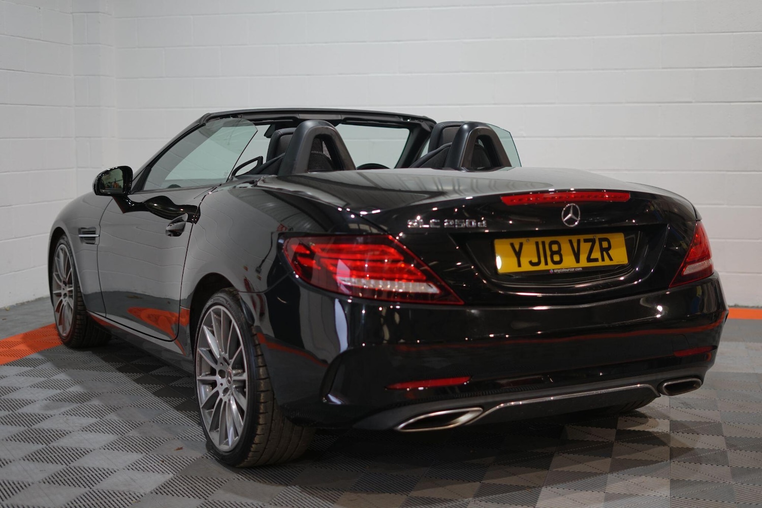 Used Mercedes-Benz SLC 2018 for sale - 76803558: Photo 8