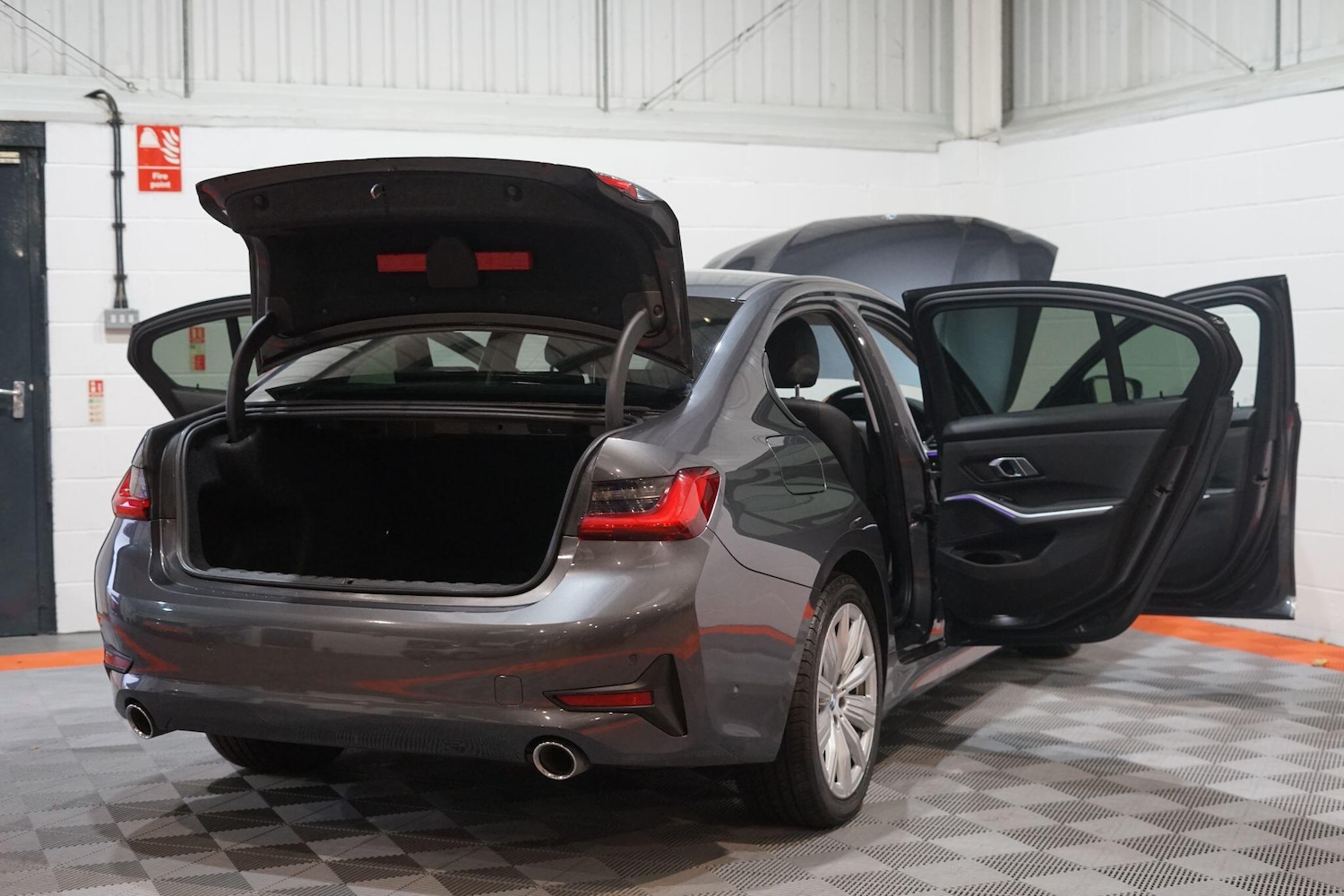 Used BMW 3 Series 2019 for sale - 76803560: Photo 14