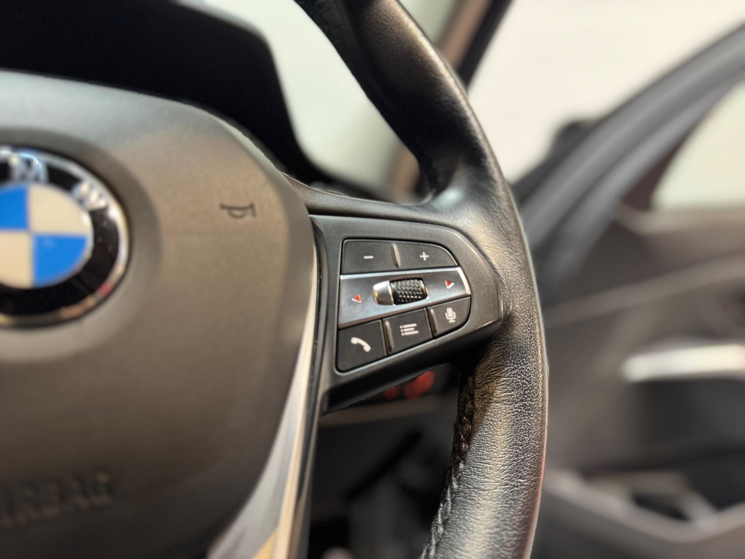 Used BMW 3 Series 2019 for sale - 76803560: Photo 27