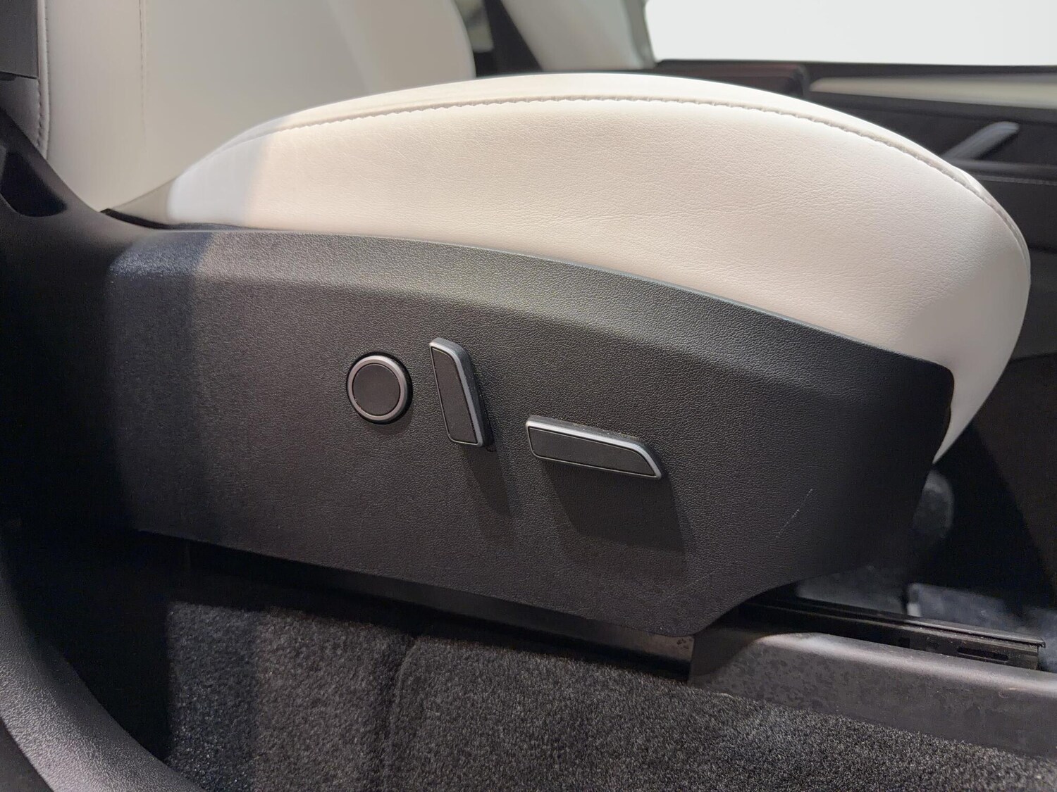 Used Tesla Model Y for sale - 77587101: Photo 22