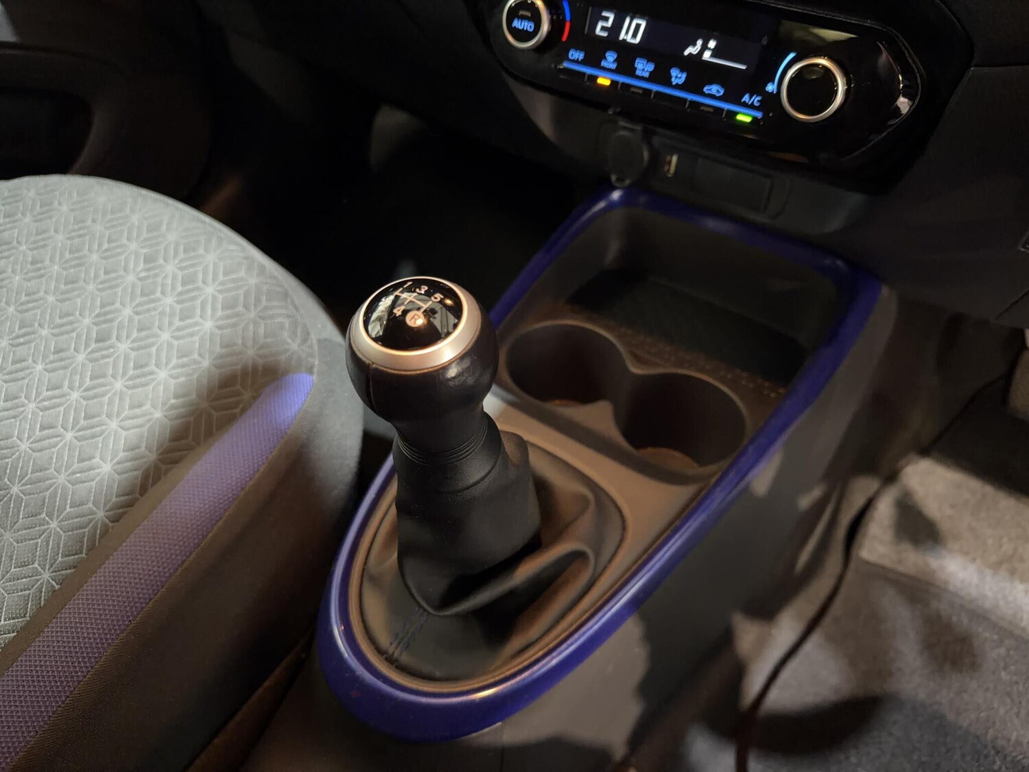 Used Toyota Aygo X 2022 for sale - 77839651: Photo 29