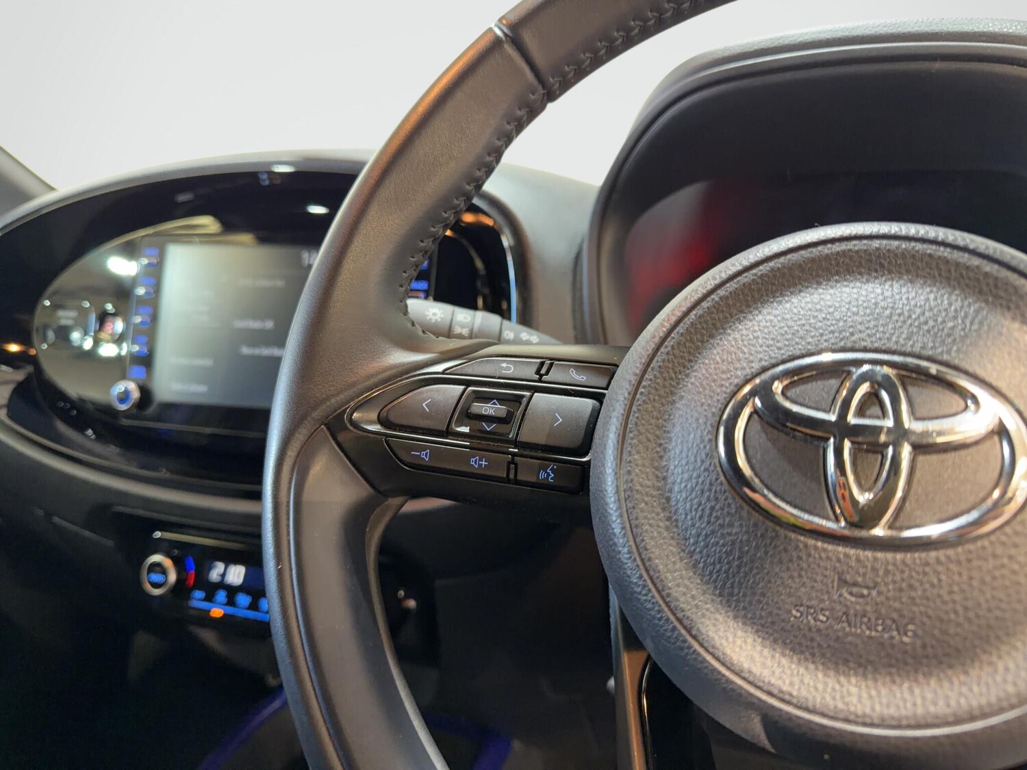 Used Toyota Aygo X 2022 for sale - 77839651: Photo 54