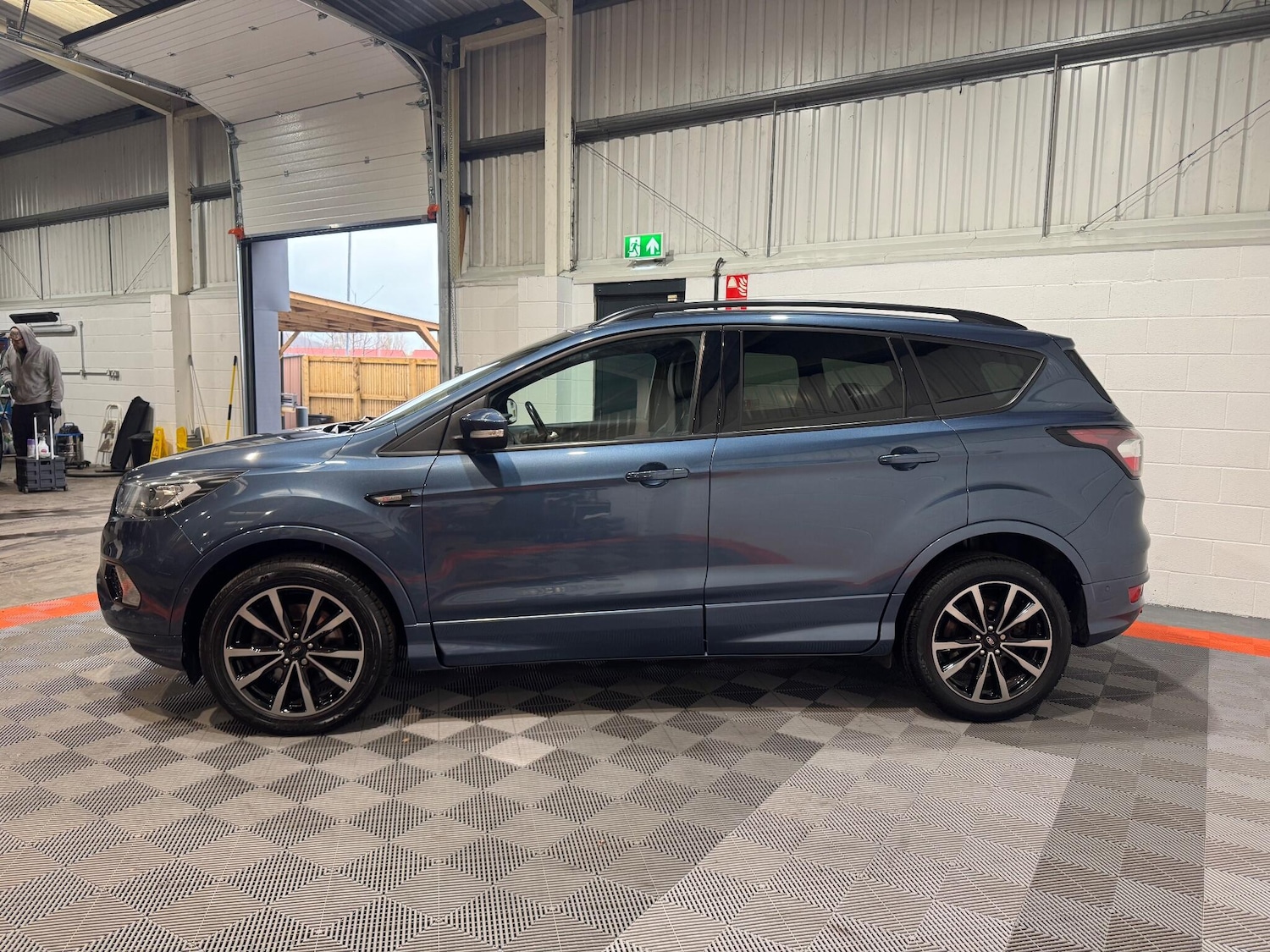Used Ford Kuga 2019 for sale - 76803546: Photo 2