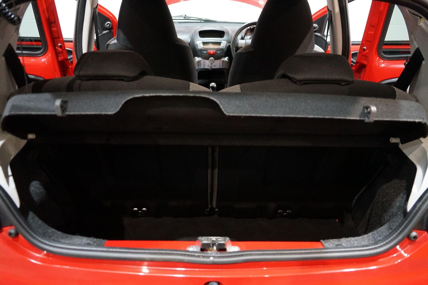 Used Toyota AYGO for sale - 77387150: Photo 43