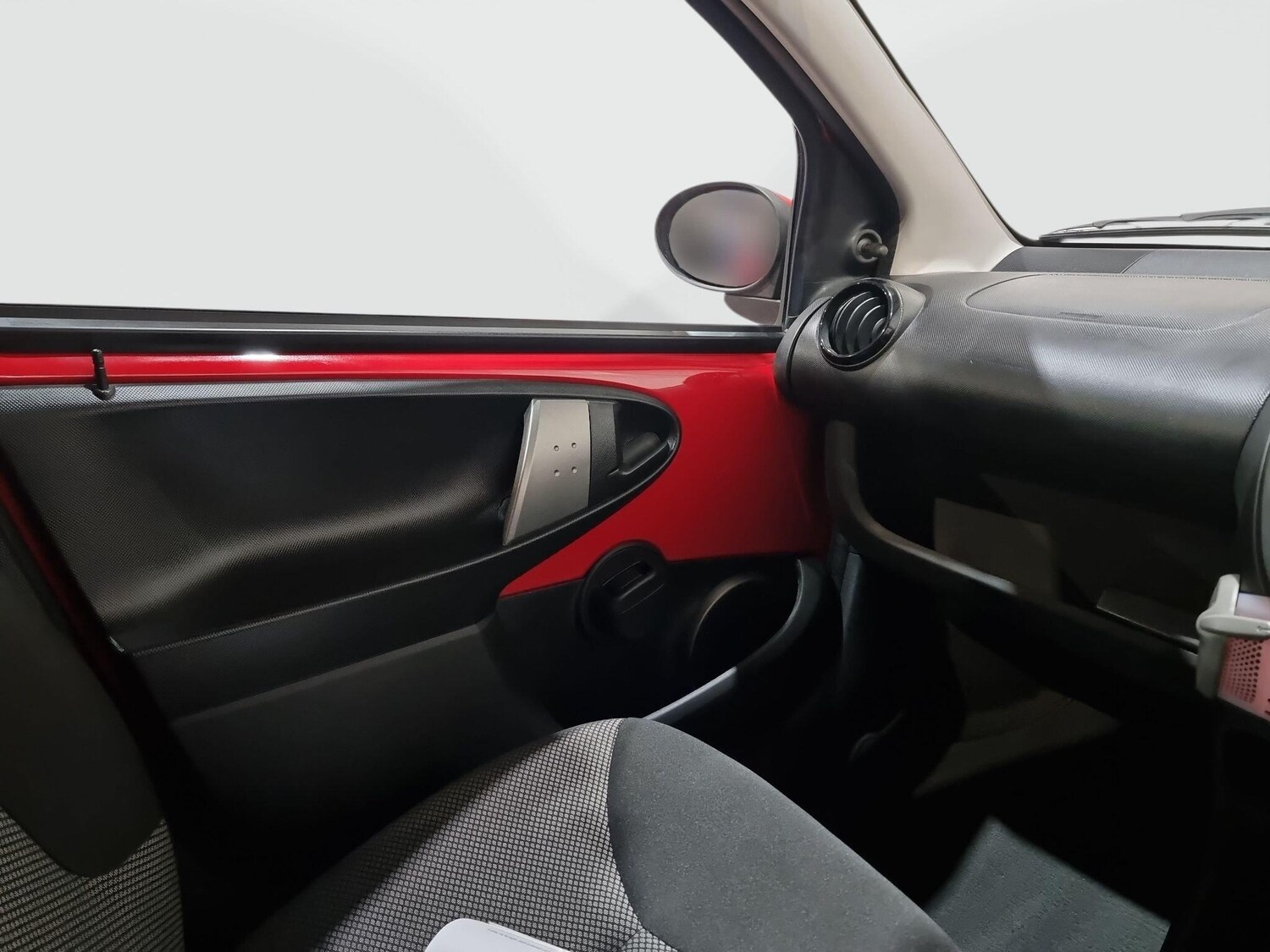 Used Toyota AYGO for sale - 77387150: Photo 47