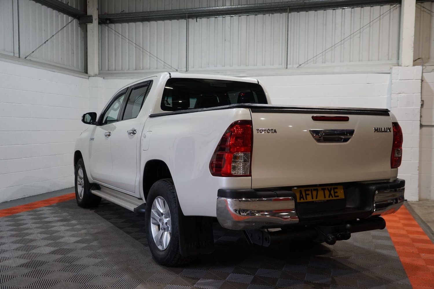 Used Toyota Hilux 2017 for sale - 77626300: Photo 16