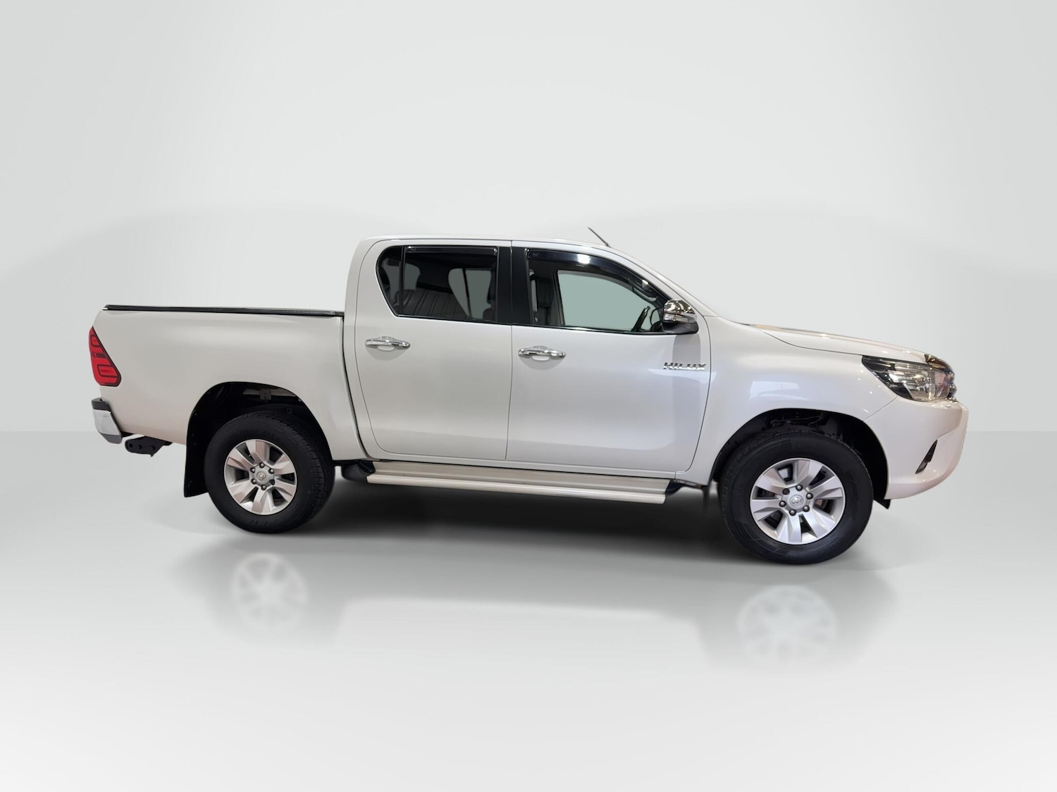 Used Toyota Hilux 2017 for sale - 77626300: Photo 21