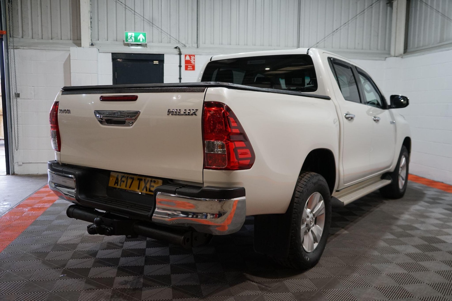 Used Toyota Hilux 2017 for sale - 77626300: Photo 23