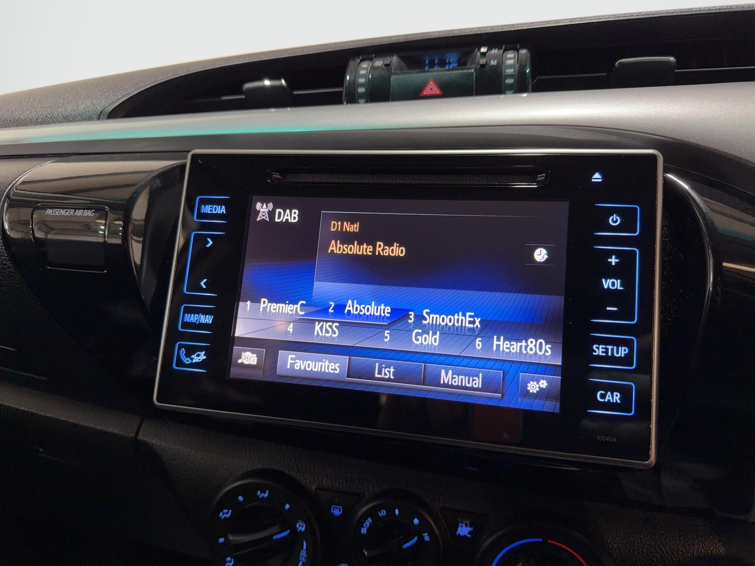 Used Toyota Hilux 2017 for sale - 77626300: Photo 48