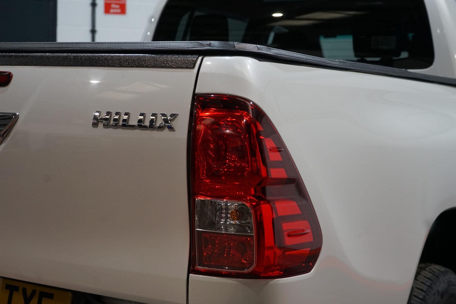 Used Toyota Hilux 2017 for sale - 77626300: Photo 63