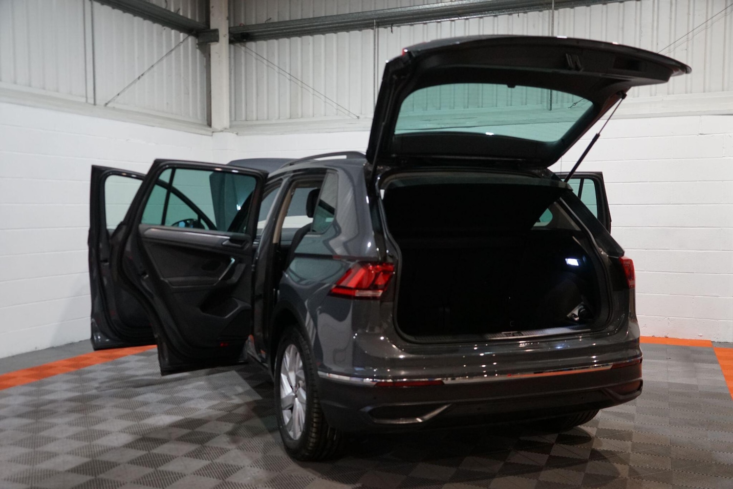 Used Volkswagen Tiguan 2022 for sale - 77425706: Photo 18