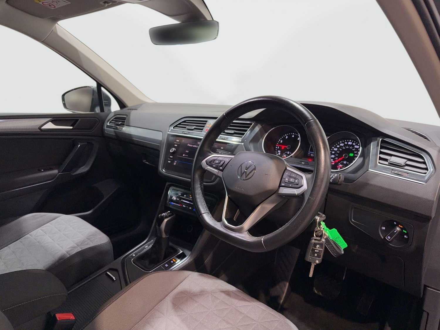 Used Volkswagen Tiguan 2022 for sale - 77425706: Photo 25