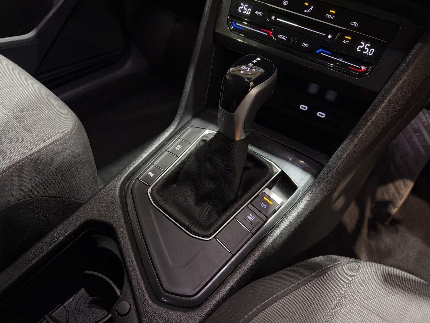 Used Volkswagen Tiguan 2022 for sale - 77425706: Photo 27