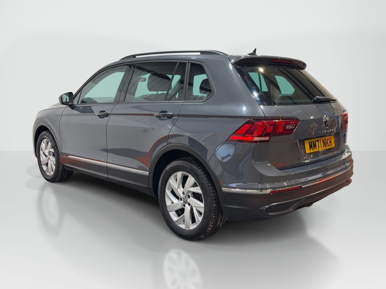 Used Volkswagen Tiguan 2022 for sale - 77425706: Photo 3