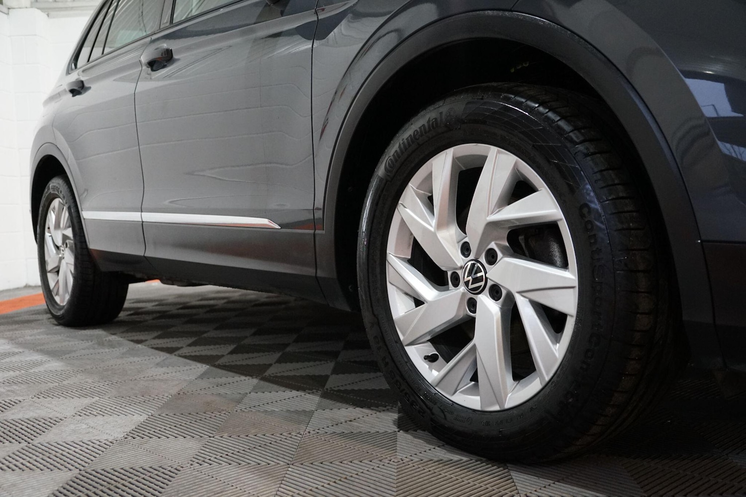 Used Volkswagen Tiguan 2022 for sale - 77425706: Photo 44