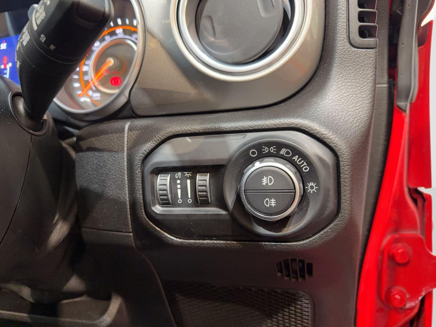 Used Jeep Wrangler 2020 for sale - 78047136: Photo 41