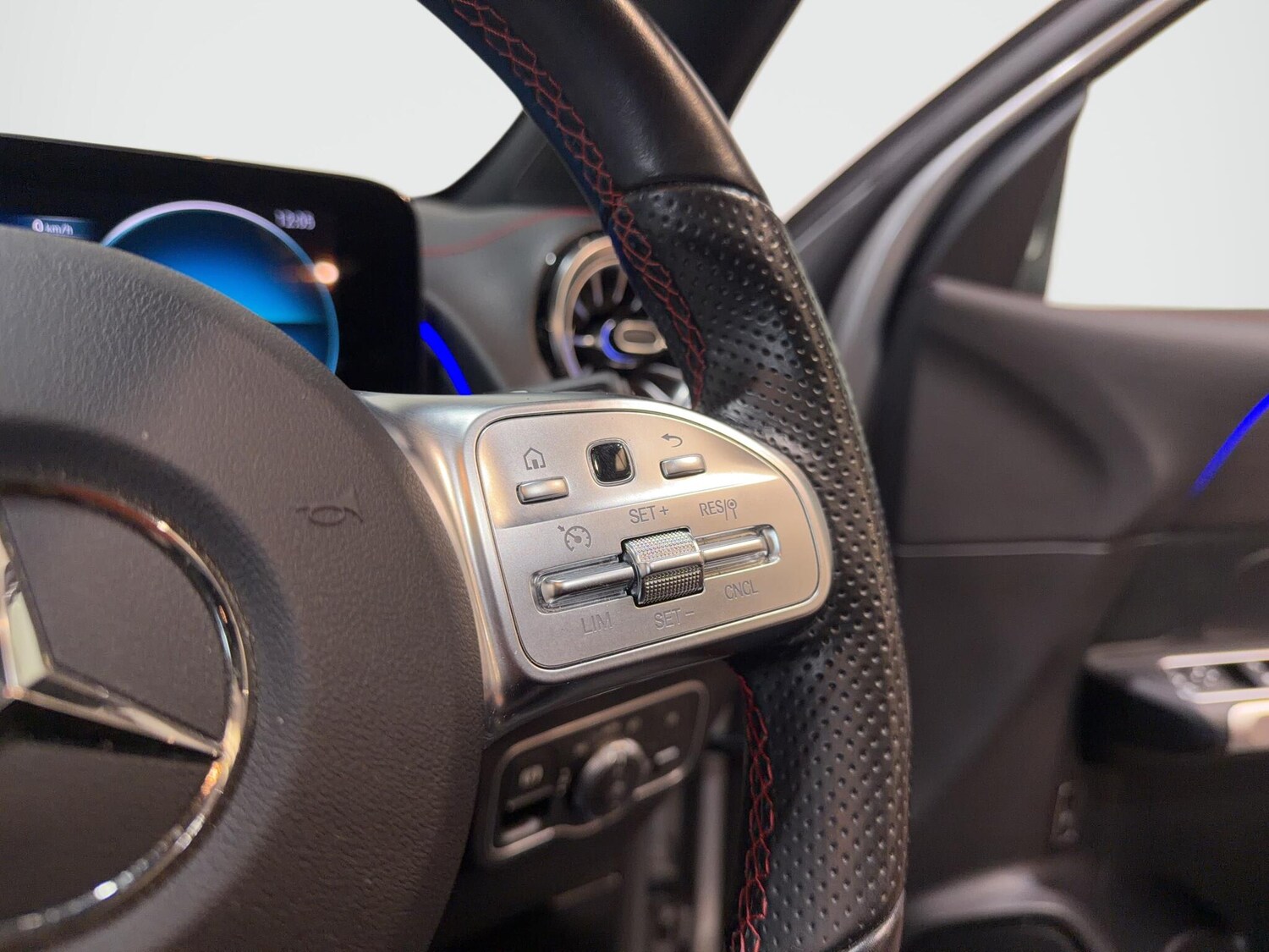 Used Mercedes-Benz EQB for sale - 78071927: Photo 34