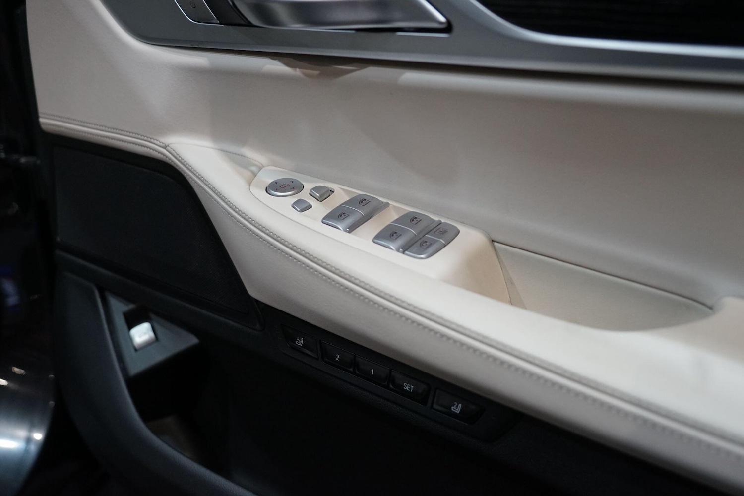 Used BMW 7 Series 2018 for sale - 77015835: Photo 39