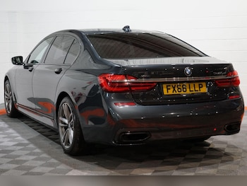 Used BMW 7 Series 2018 for sale - 77015835: Photo