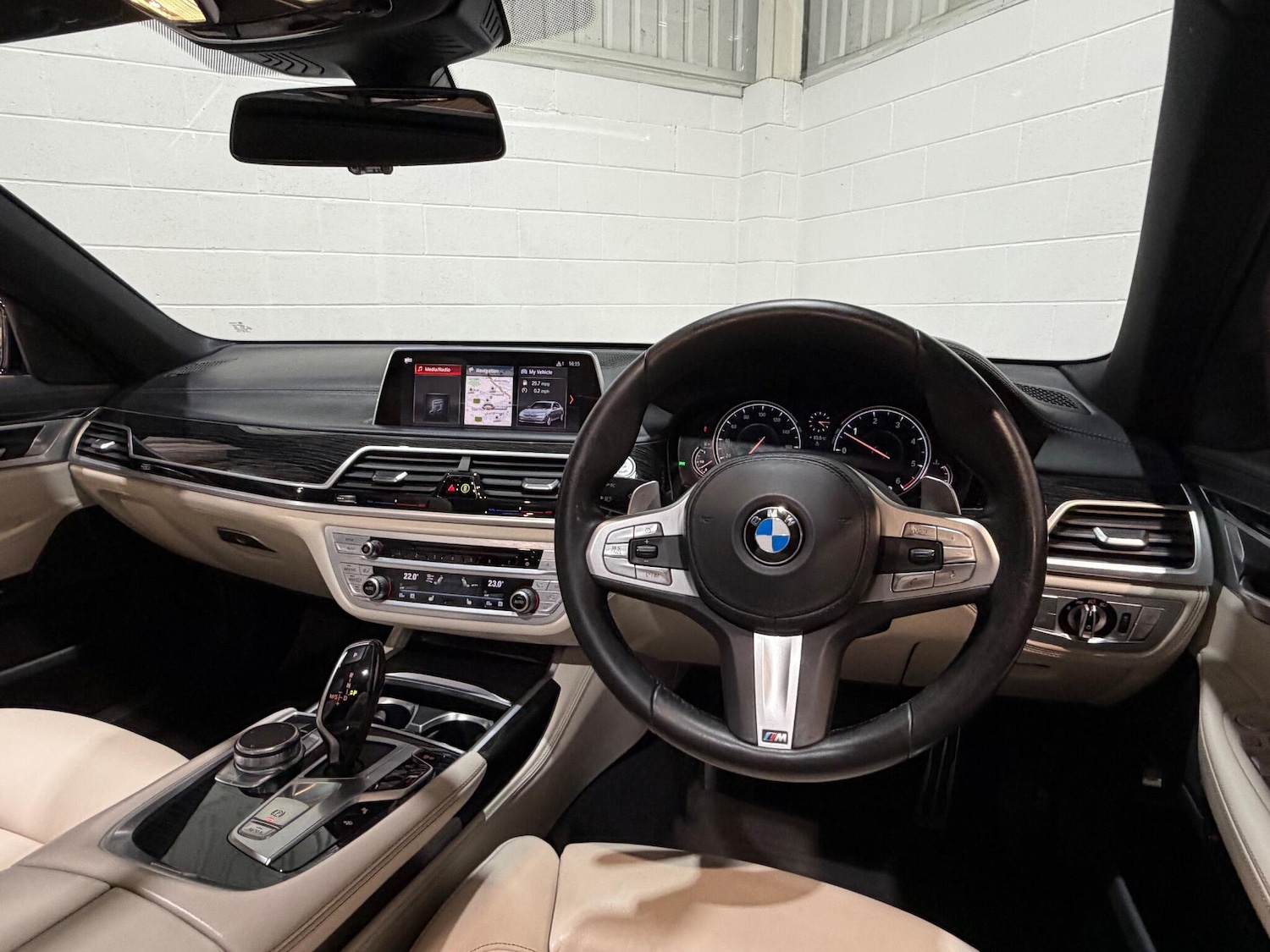 Used BMW 7 Series 2018 for sale - 77015835: Photo 4