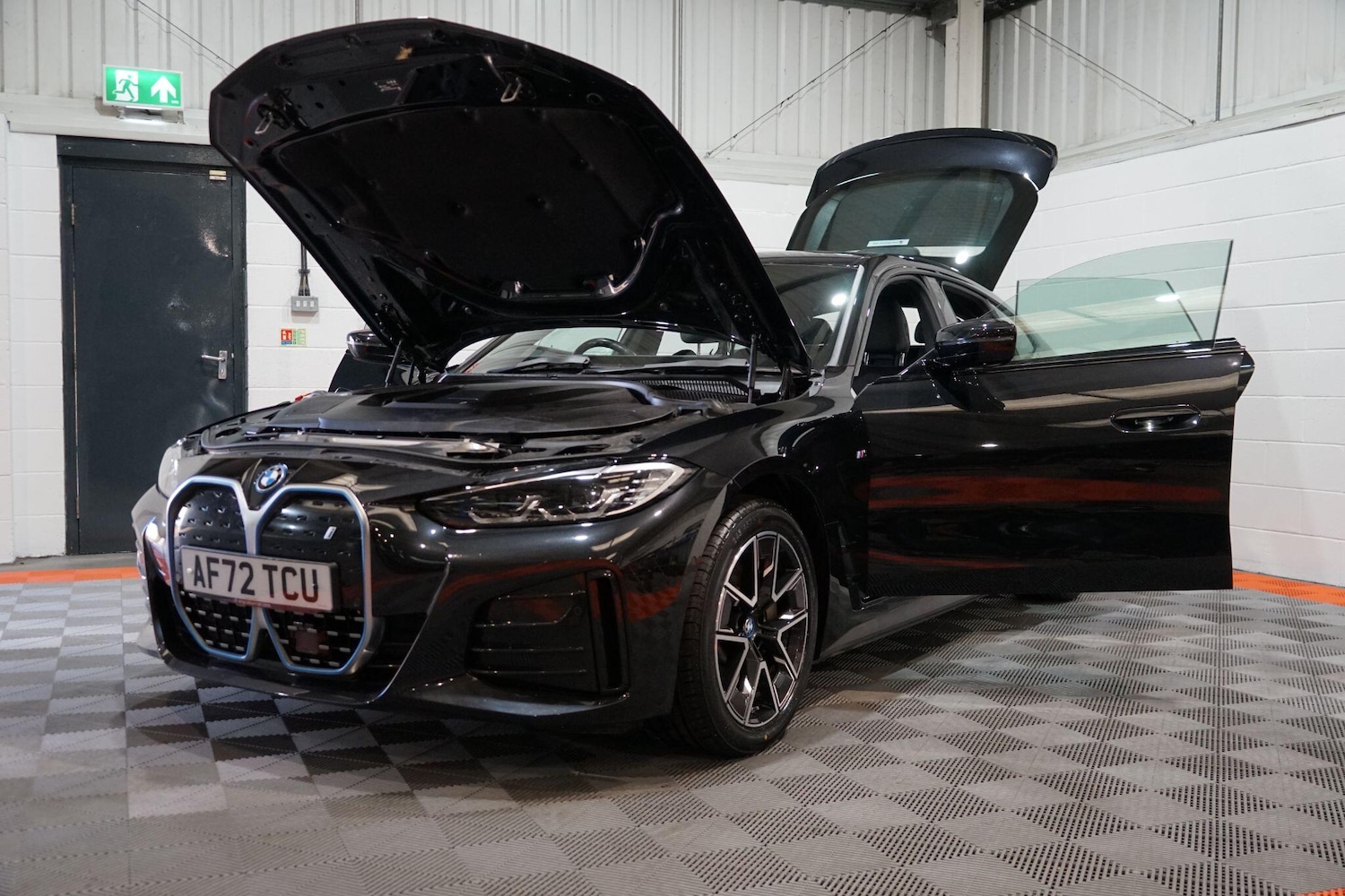 Used BMW i4 2022 for sale - 76803554: Photo 10