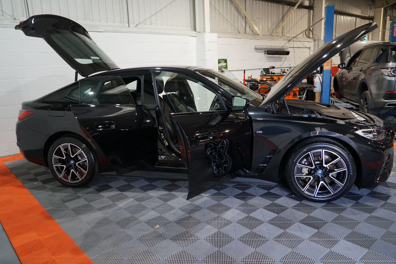 Used BMW i4 2022 for sale - 76803554: Photo 12