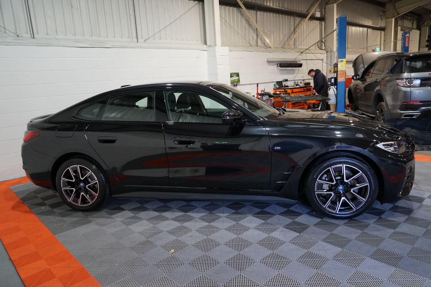 Used BMW i4 2022 for sale - 76803554: Photo 2