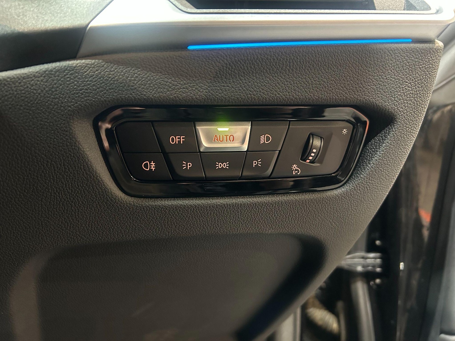 Used BMW i4 2022 for sale - 76803554: Photo 28