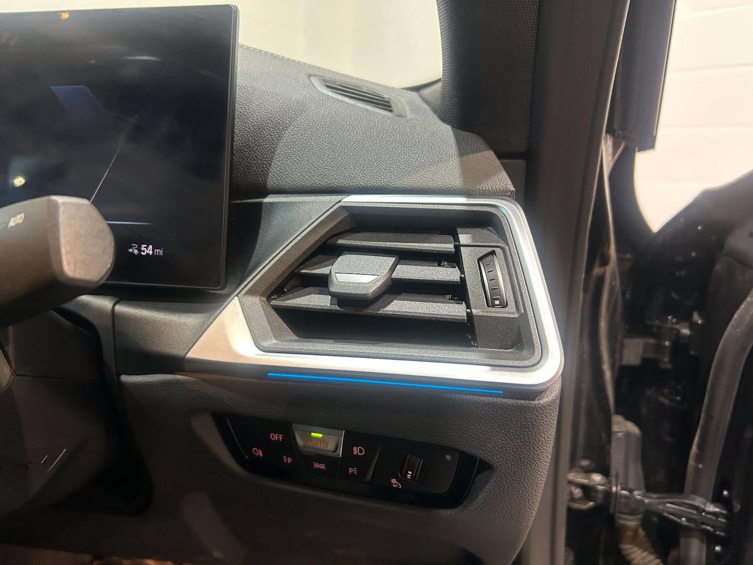 Used BMW i4 2022 for sale - 76803554: Photo 29