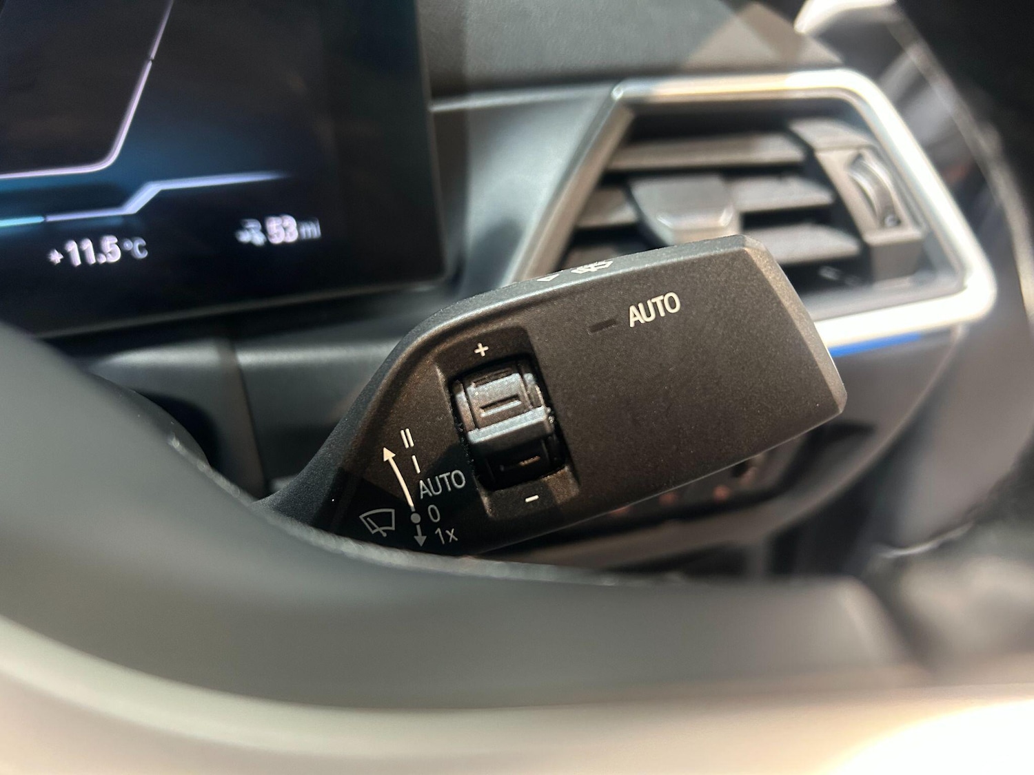 Used BMW i4 2022 for sale - 76803554: Photo 30