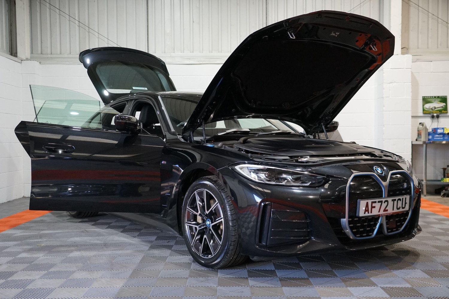 Used BMW i4 2022 for sale - 76803554: Photo 8