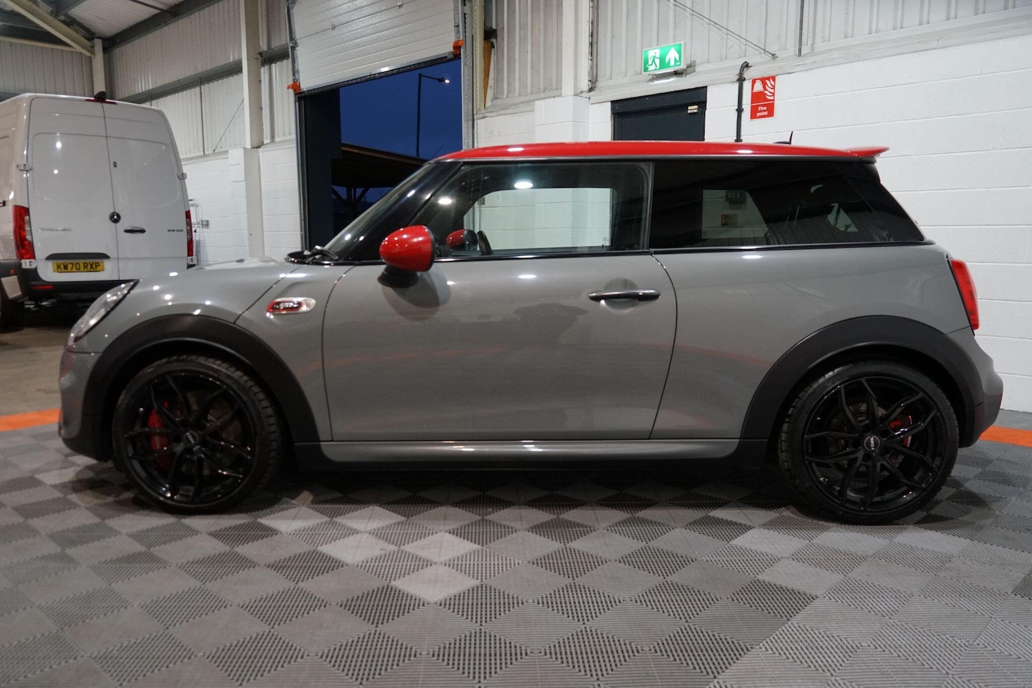 Used MINI Hatch 2016 for sale - 77120864: Photo 2