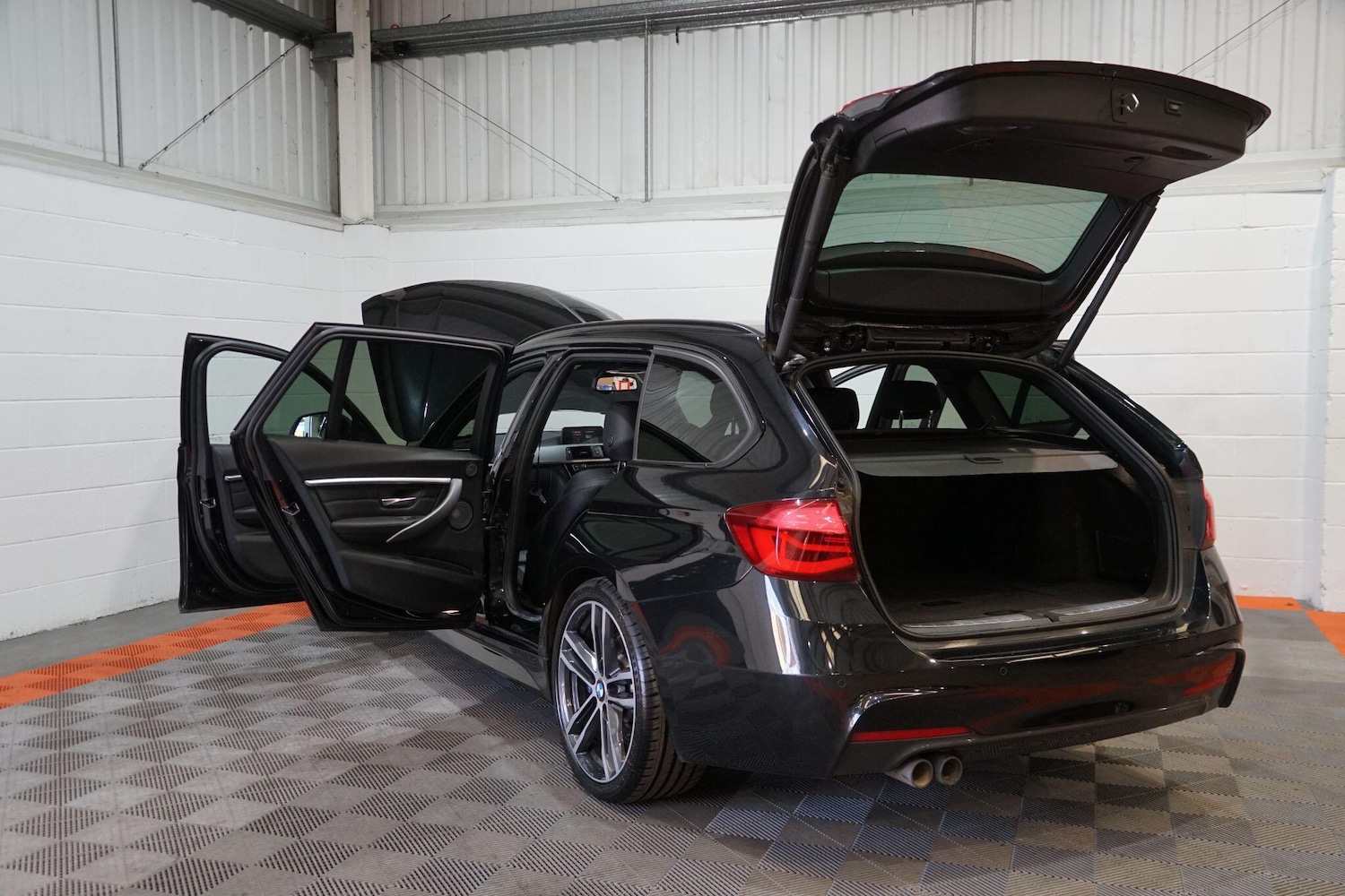 Used BMW 3 Series for sale - 77882161: Photo 17