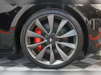 Used Tesla Model 3 2019 for sale - 76803544: Photo