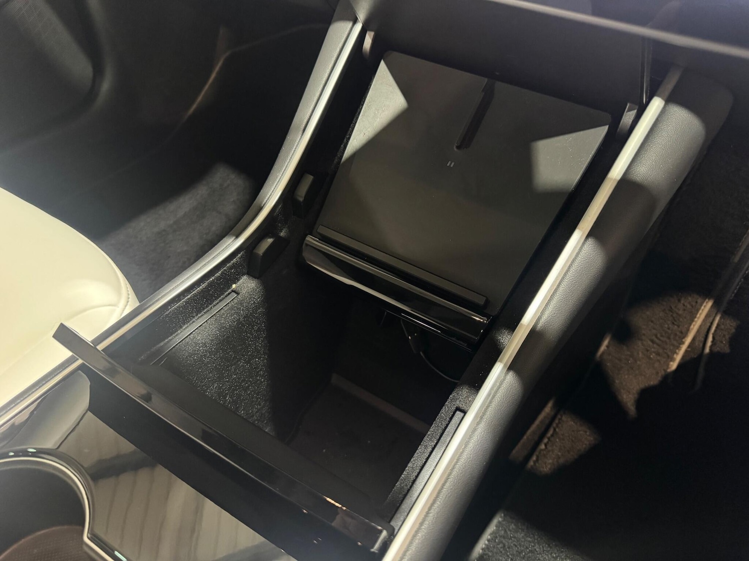 Used Tesla Model 3 2019 for sale - 76803544: Photo 71