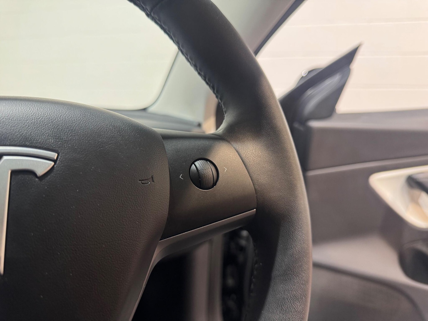 Used Tesla Model 3 2019 for sale - 76803544: Photo 72