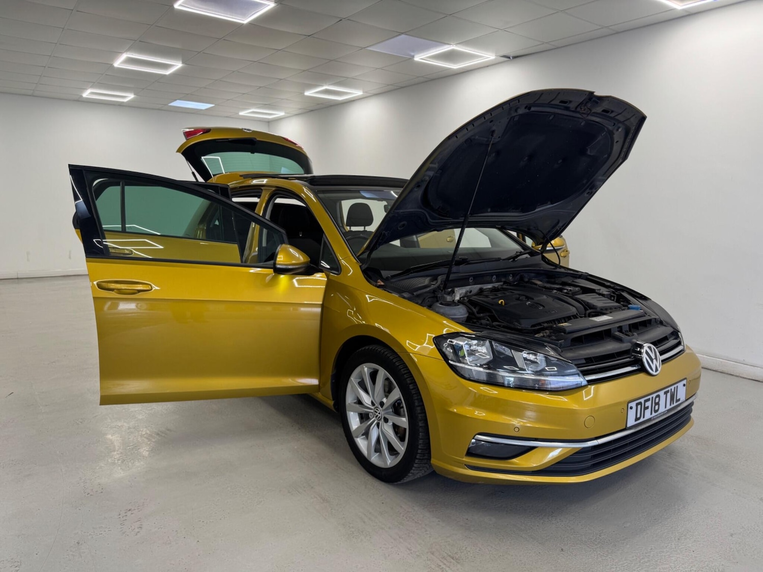 Used Volkswagen Golf 2018 for sale - 76803537: Photo 11