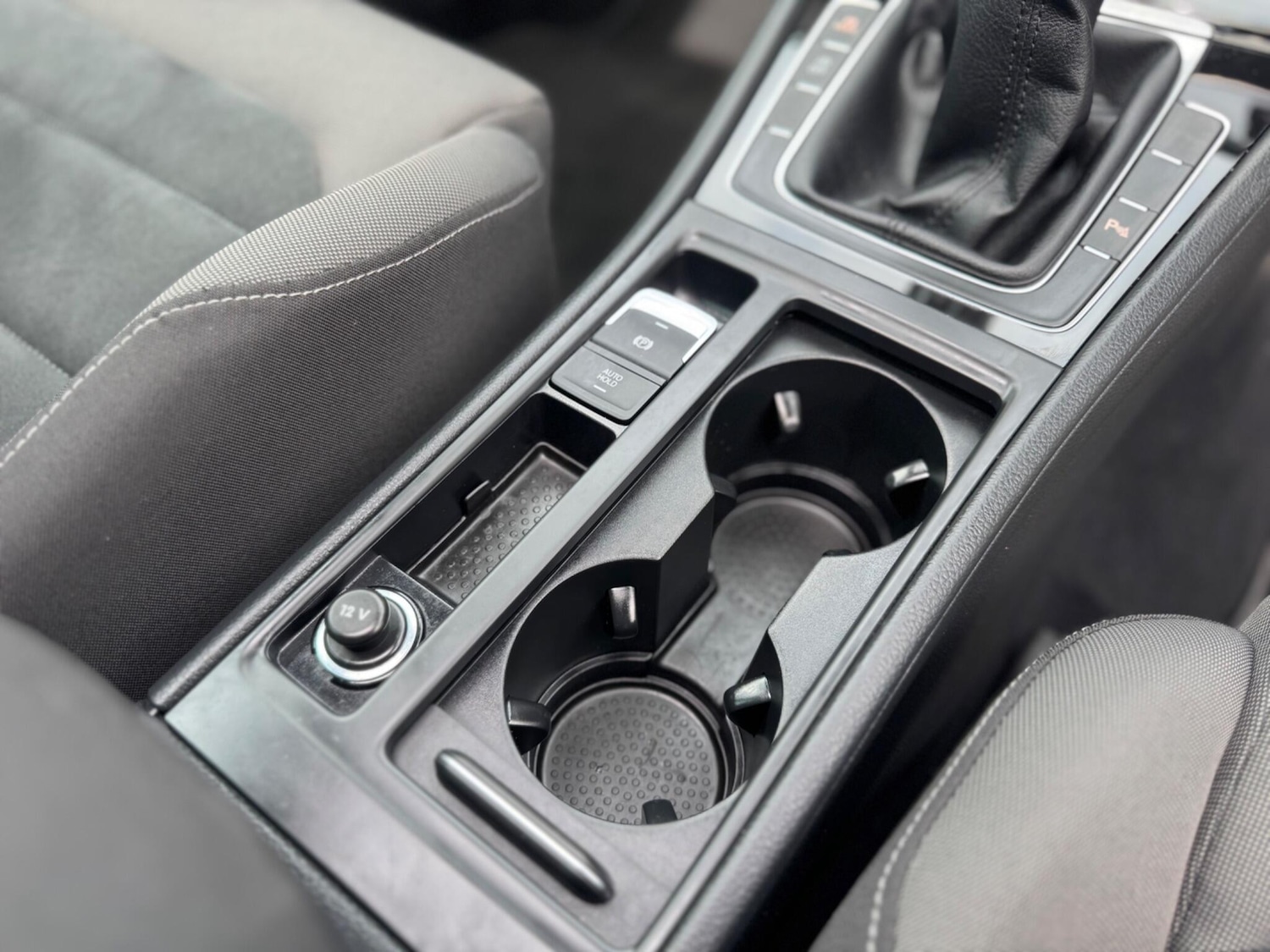 Used Volkswagen Golf 2018 for sale - 76803537: Photo 42