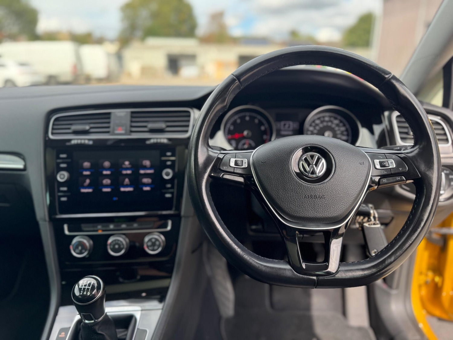 Used Volkswagen Golf 2018 for sale - 76803537: Photo 43
