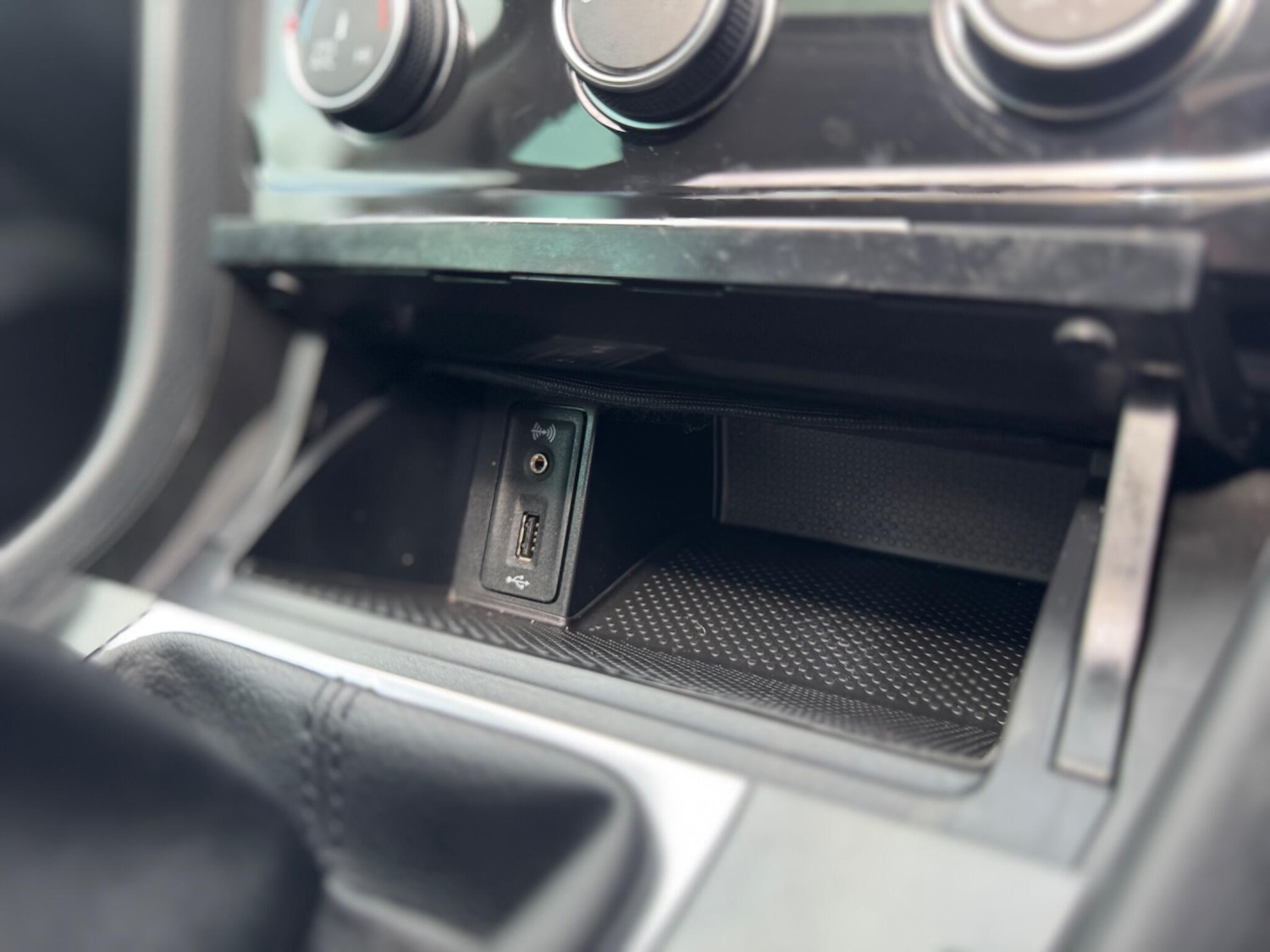 Used Volkswagen Golf 2018 for sale - 76803537: Photo 46