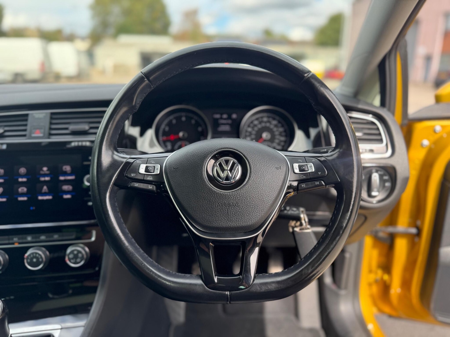 Used Volkswagen Golf 2018 for sale - 76803537: Photo 47