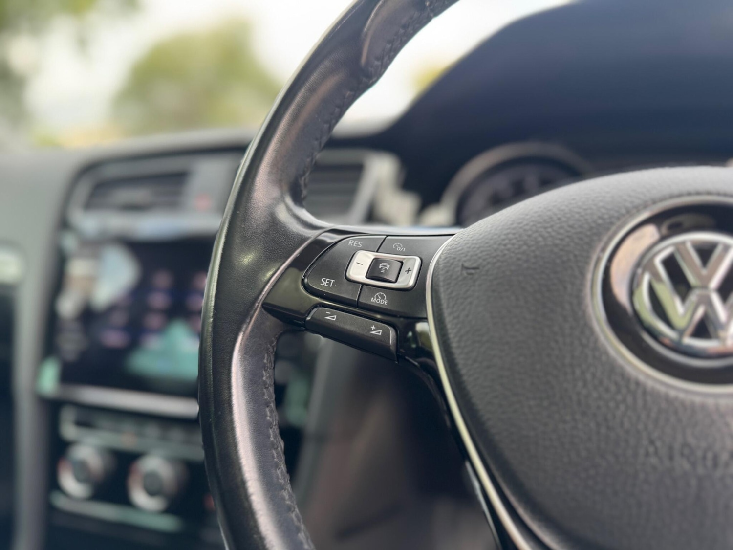 Used Volkswagen Golf 2018 for sale - 76803537: Photo 48