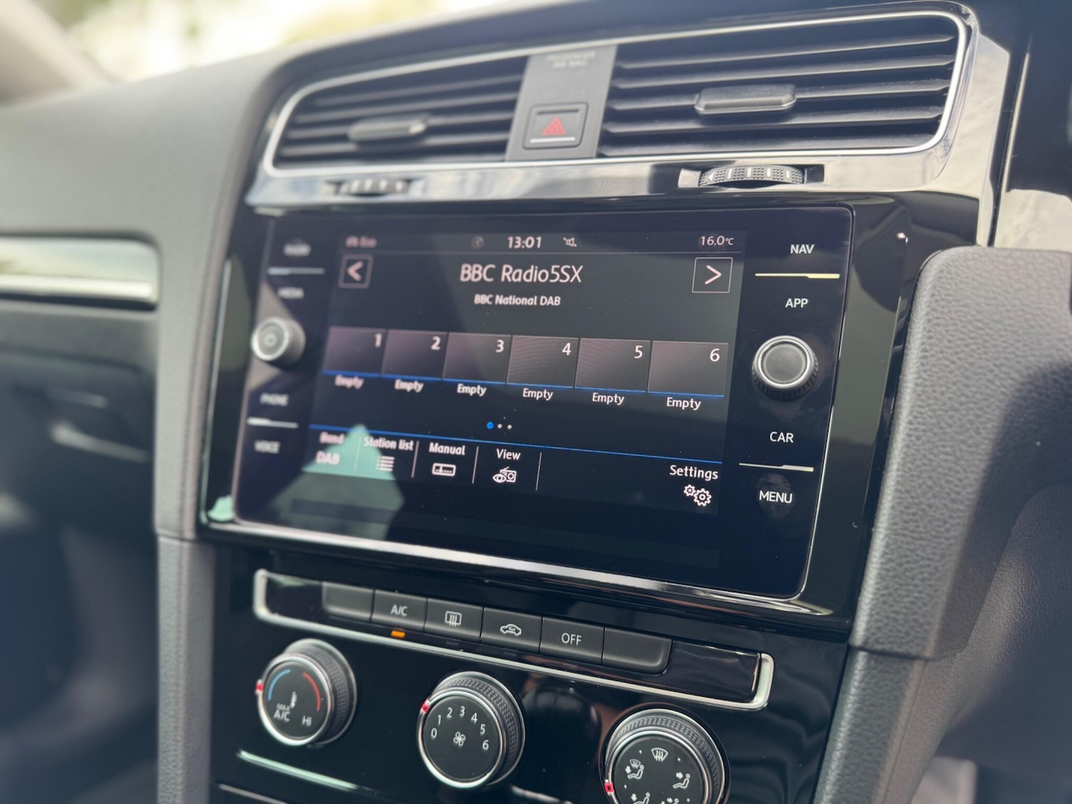 Used Volkswagen Golf 2018 for sale - 76803537: Photo 58