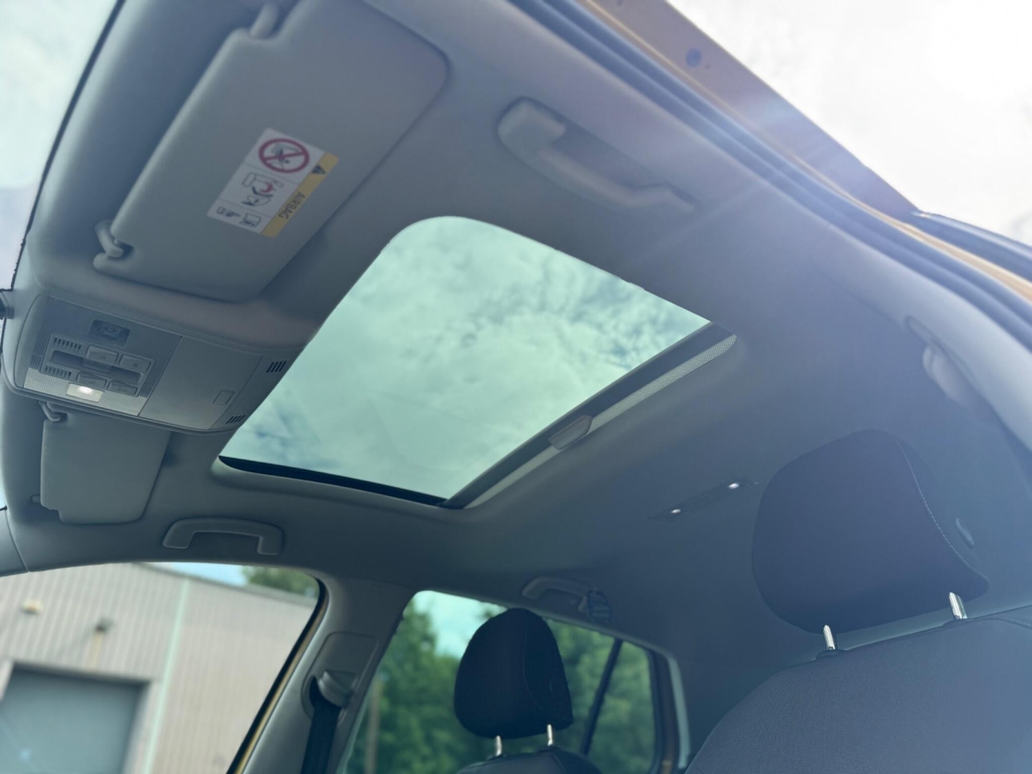 Used Volkswagen Golf 2018 for sale - 76803537: Photo 63